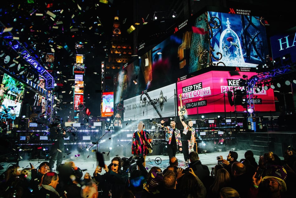 La Nochevieja en Times Square vuelve a la normalidad tras 2 años de covid-19