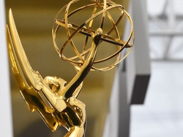 ‘The Crown’ y ‘The Mandalorian’ lideran carrera de los Emmy con 24 nominaciones