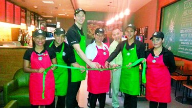 Apertura de dos nuevas tiendas Starbucks
