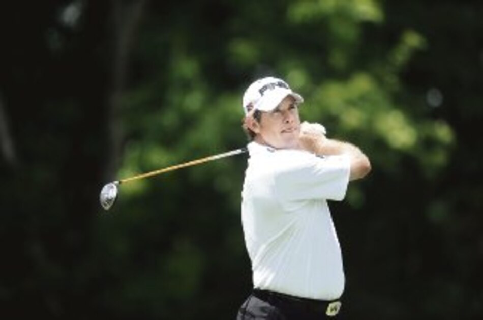 Westwood es el líder y Woods sigue mal