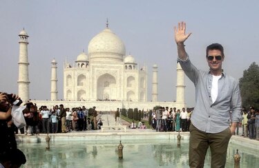 Tom Cruise visita el Taj Mahal