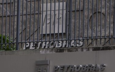 Policía brasileña arresta a tres exdiputados en nueva fase del caso Petrobras