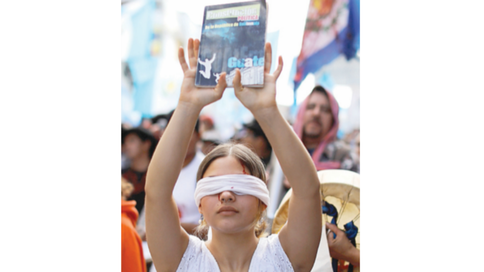 Protestan contra Jimmy Morales por crisis política