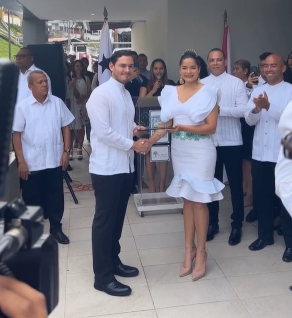 Juan Diego Vásquez y Blas Pérez reciben las llaves del distrito de San Miguelito