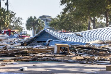 Más de cien muertos y centenares de desaparecidos deja el huracán Helene en Estados Unidos