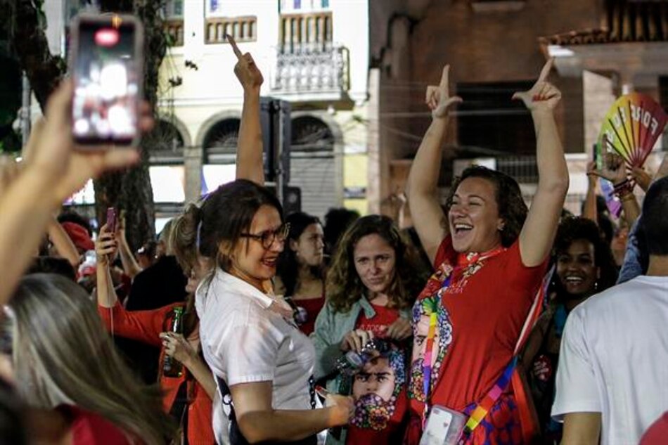 Bolsonaro y Lula están separados por 4.9 puntos; la segunda vuelta será el 30 de octubre