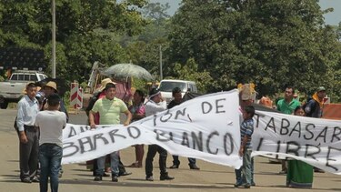 Indígenas comienzan marcha hacia Barro Blanco; cierran cuatro paños de la vía en Tolé