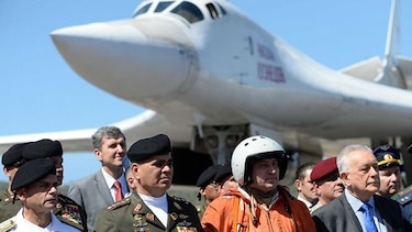 Rusia envía bombarderos con capacidad nuclear a Venezuela