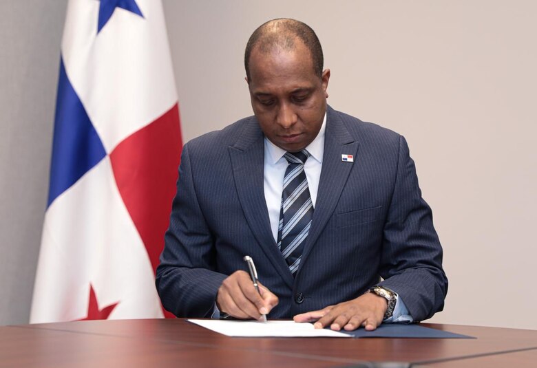 Javier Caraballo asume como procurador encargado y su primera reunión fue con los fiscales anticorrupción