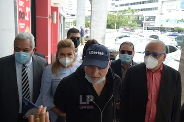 Expresidente Martinelli denuncia -otra vez...- al exmagistrado Jerónimo Mejía