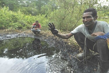 35 horas para llegar al pozo petrolero en Darién