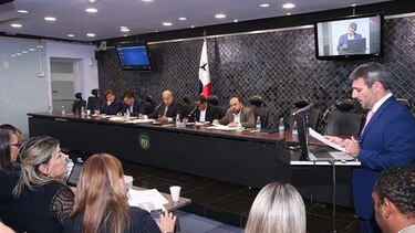 Comisión en la Asamblea Nacional retoma debate sobre la venta de cigarrillos