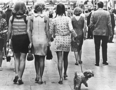 La minifalda y los años rebeldes