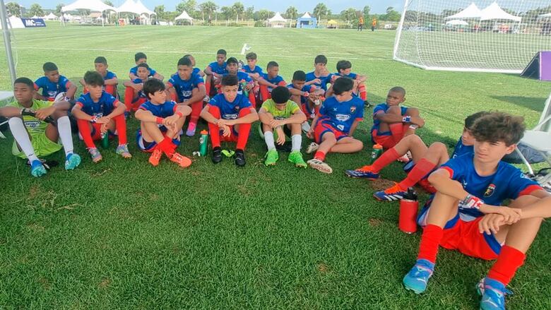 16-0: La Sub-13 del Plaza Amador brilló en su debut en Punta Cana