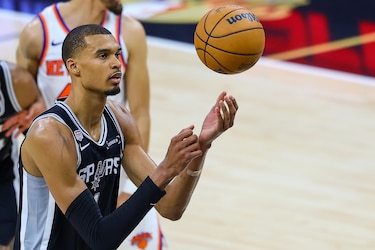 Los Knicks plantan su bandera en San Antonio