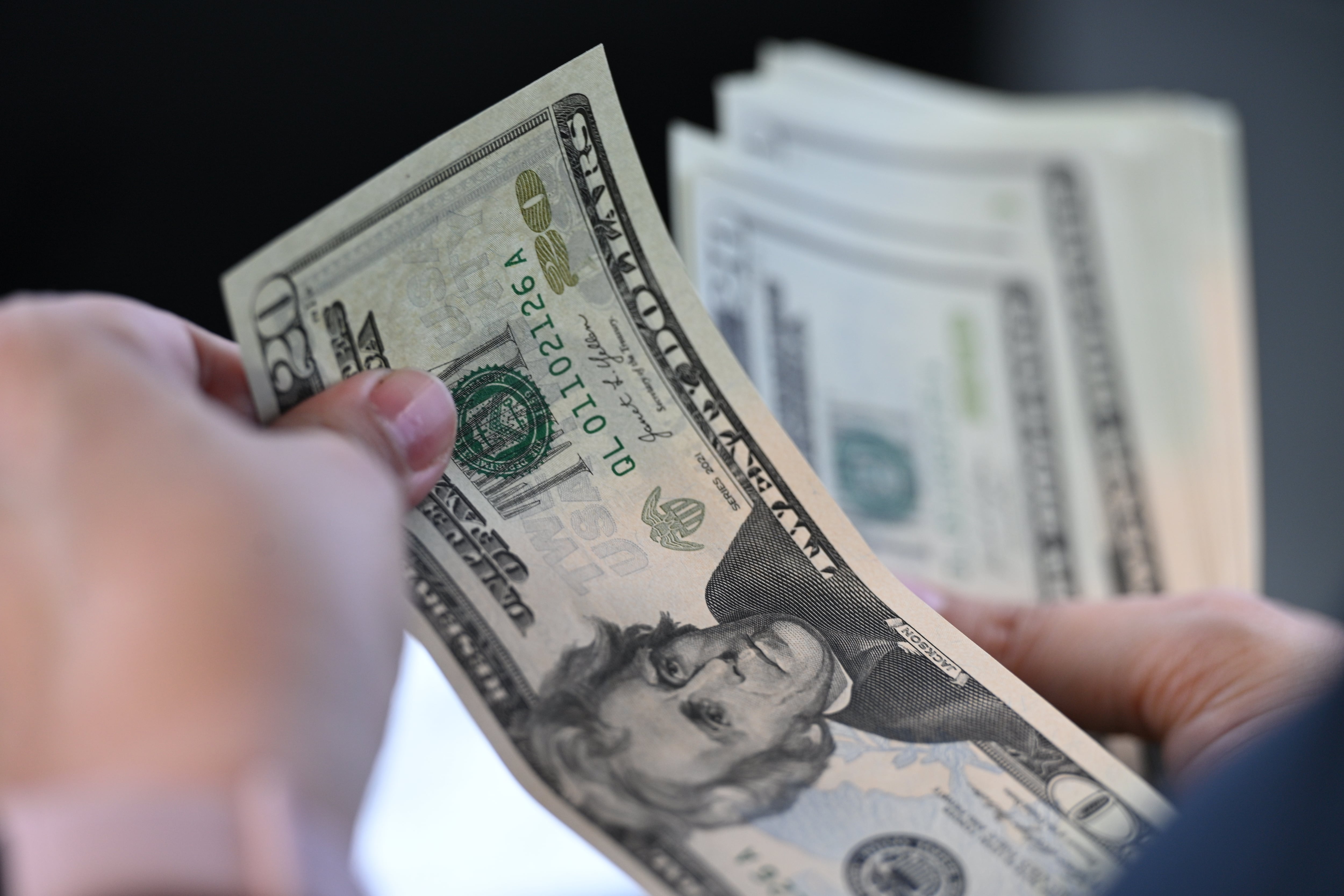 El rastro del dinero te lleva al beneficiario final