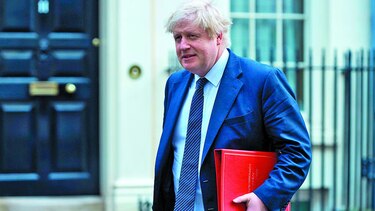 Londres advierte sobre posible injerencia rusa