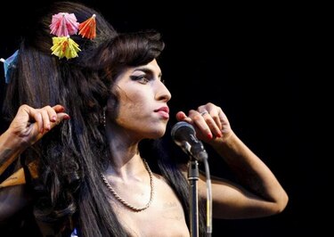 Amy Winehouse llega a la National Portrait Gallery de Londres
