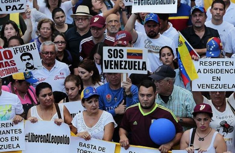 Venezolanos en Panamá se concentran para exigir democracia y respeto a los derechos humanos