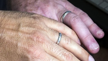 Costa Rica reconoce uniones de parejas del mismo sexo