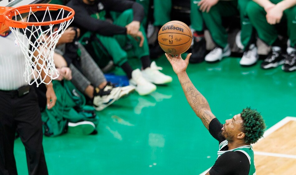 Los Celtics aplastan a los Heat y alimentan sus sueños de remontada