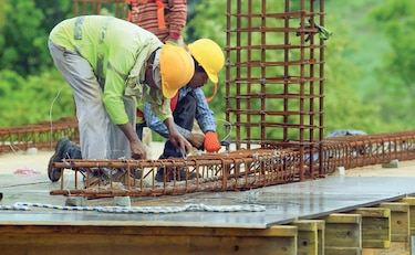 Desempeño económico ayudaría a estabilizar métricas de deuda