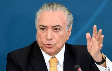 Temer desmiente haber presionado a exministro de Cultura de Brasil