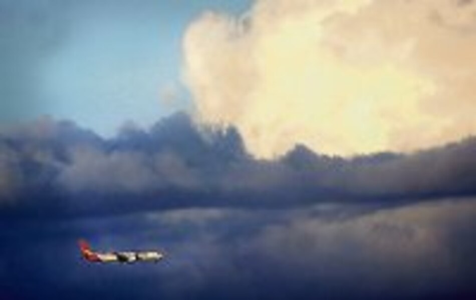 Retrasan prueba del avión ARJ21-700