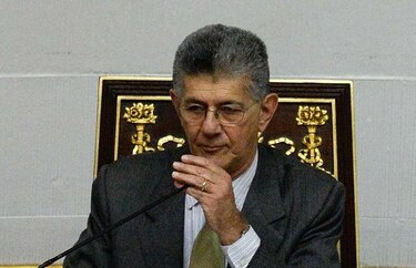 Parlamento venezolano apela a la OEA ante agravamiento de crisis institucional