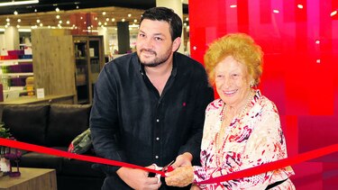 Corte de cinta de Aliss