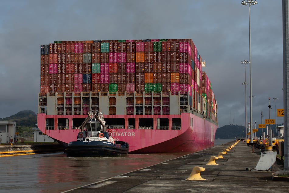 Flota mercante de Estados Unidos alcanza los 185 buques; ¿Cuántos cruzan por el Canal de Panamá y cuál sería el impacto de que pasen gratis?