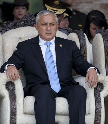 Procuraduría recomienda a Pérez Molina que renuncie y evite ingobernabilidad