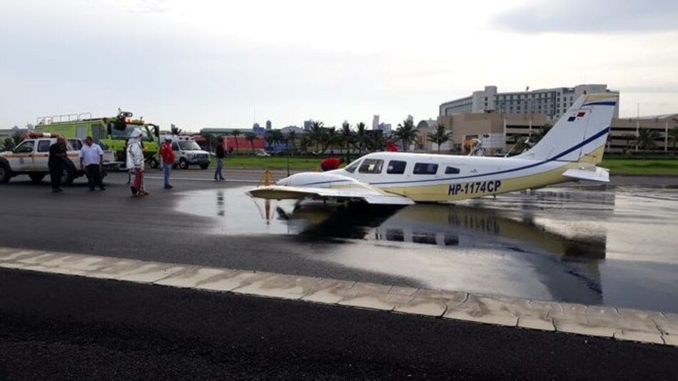 Avioneta sufre percance en aeropuerto de Albrook