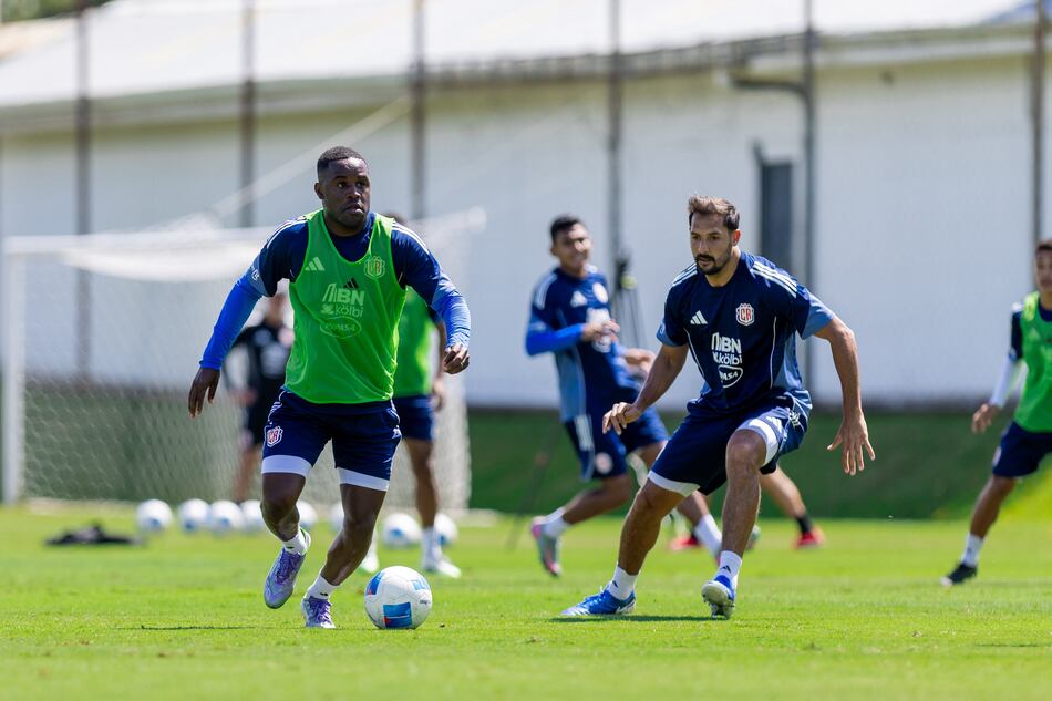 Costa Rica comienza los entrenamientos para buscar el boleto al Mundial 2026