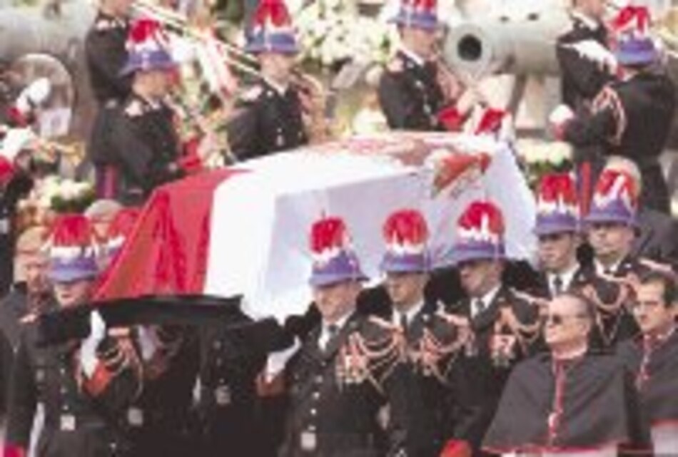 Dan último adiós al príncipe