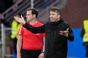 Eduardo ‘Chacho’ Coudet niega contactos con River Plate