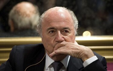 Blatter: Catar debe mejorar situación de trabajadores