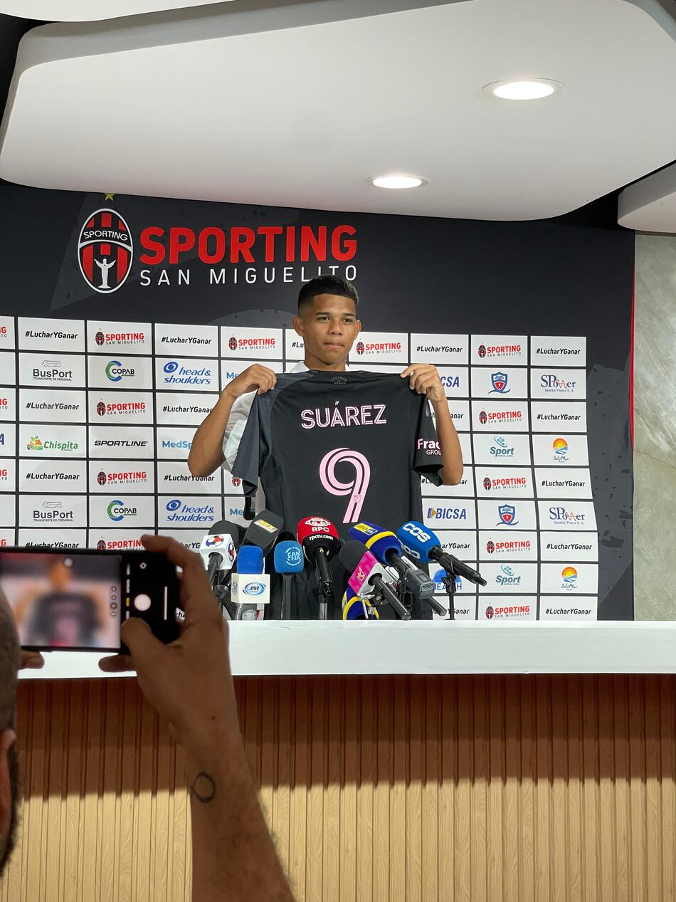 Raheen Cuello y un momento inolvidable con Luis Suárez