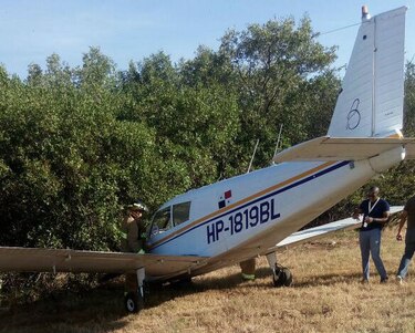 Avioneta sufre percance y se sale de la pista del aeropuerto de Chitré, Herrera