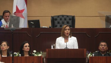 Críticas a Yanibel Ábrego por insistir con donaciones