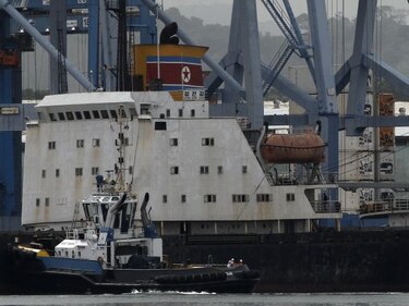 Panamá anuncia salida de buque norcoreano