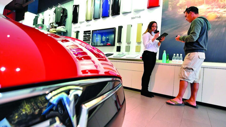 Tesla presenta nuevo Model 3