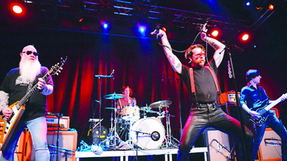 EL GRUPO EAGLES OF DEATH METAL REGRESA A PARÍS