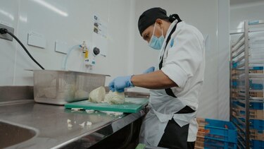 CSS amplía su cobertura alimentaria hospitalaria con más de 9,000 comidas diarias, ahora incluye al HST