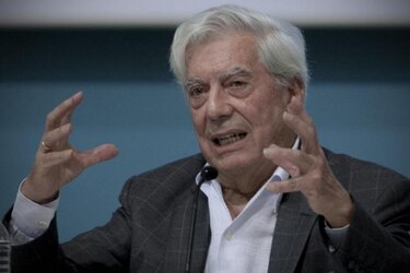 Nuevo libro de Vargas Llosa es el más vendido este año en Perú