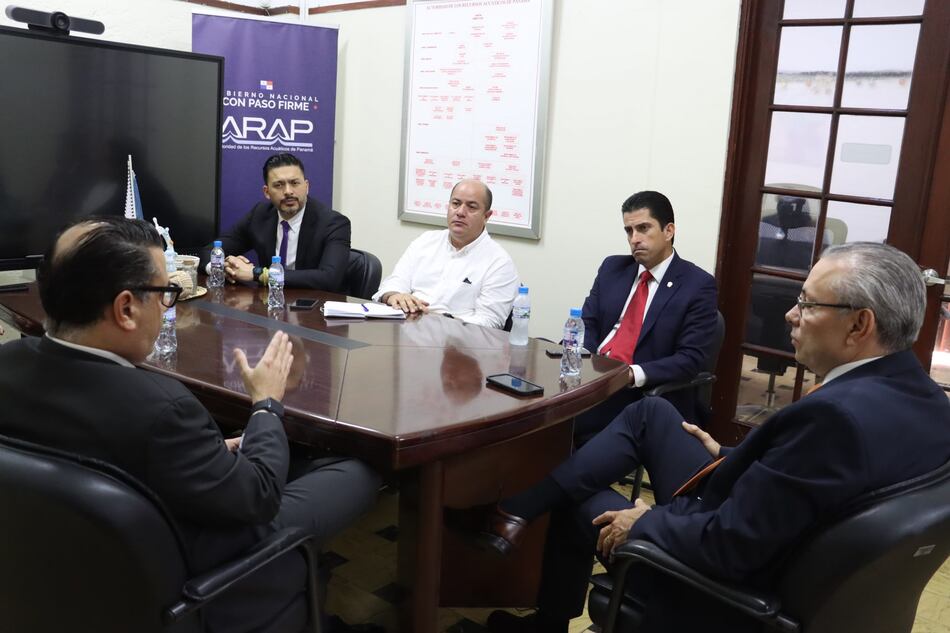 Panamá busca recuperar la ‘tarjeta verde’ a favor de la flota pesquera