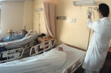 Enfermeras se quejan por falta de oportunidades