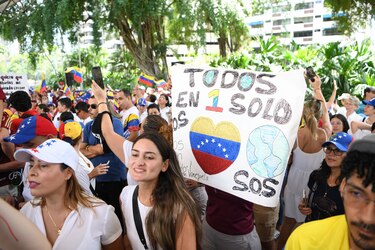 Venezolanos en Panamá gritan ‘libertad’ y vindican triunfo electoral del opositor González