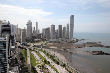 Déficit de ingresos alcanza 779 millones de dólares, recaudación cayó en agosto