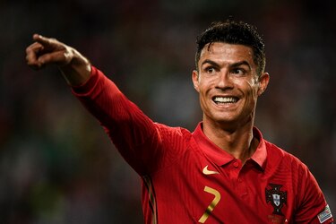 Cristiano Ronaldo tiene un año y otro opcional en su contrato con el Manchester United